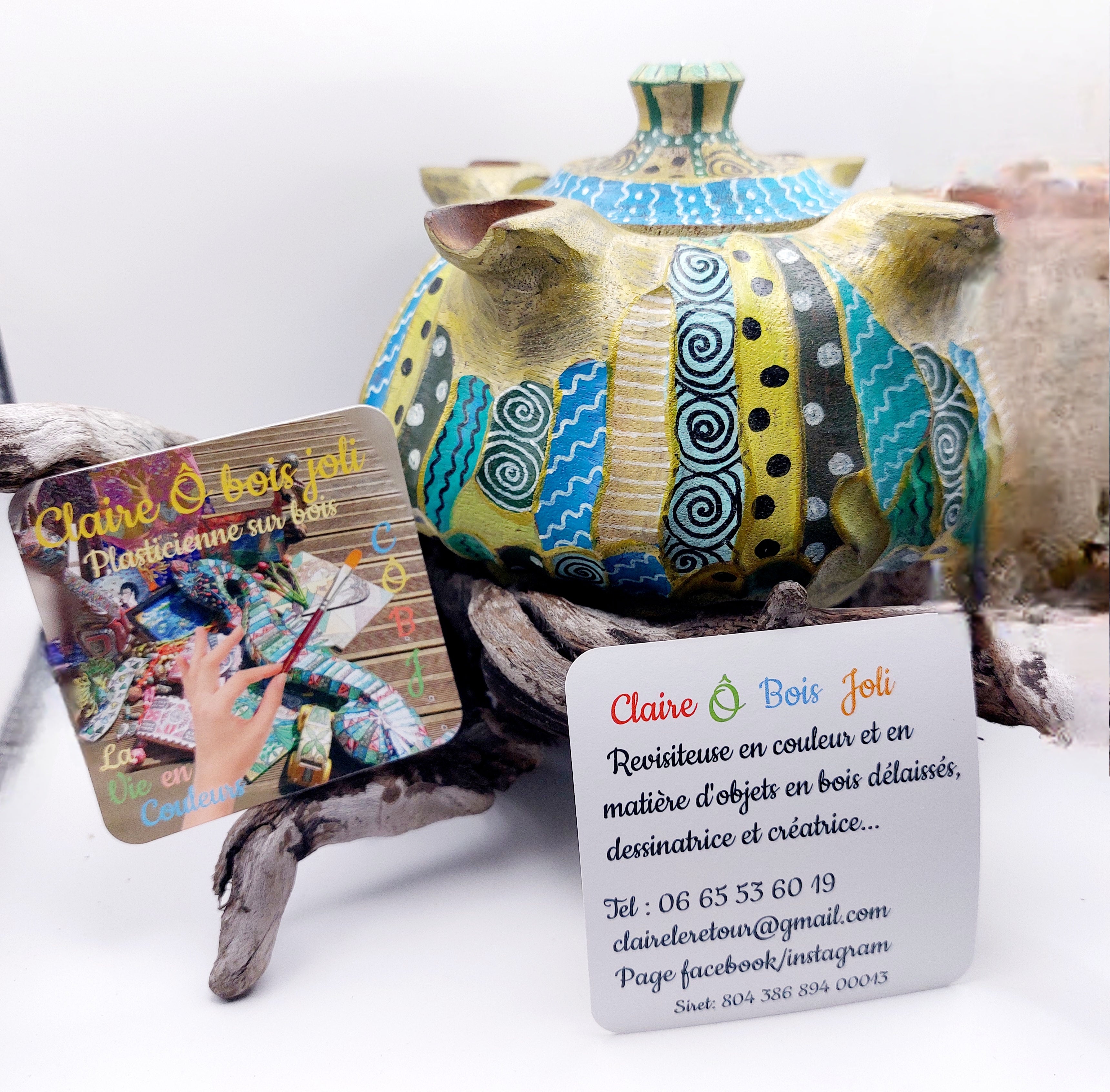 Grolle ou"Coupe de l’amitie" teintée de gris vert," turquoise et d’or patiné.                              LIVRAISON GRATUITE