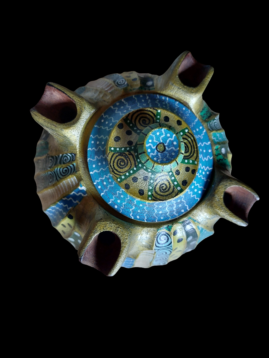 Grolle ou"Coupe de l’amitie" teintée de gris vert," turquoise et d’or patiné.                              LIVRAISON GRATUITE