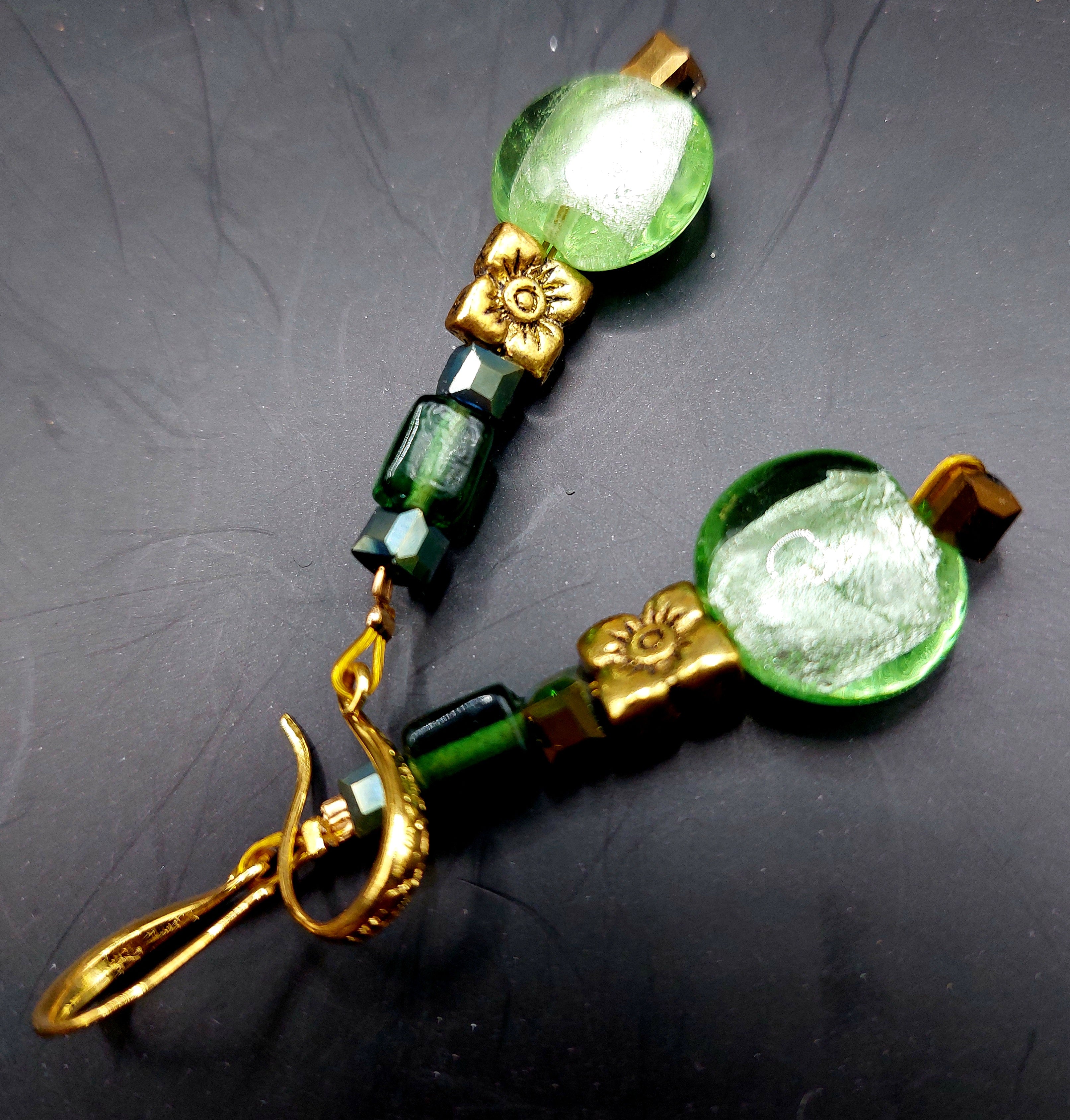 DECLINAISON DE VERTS EN VERRE.(Parure).livraison gratuite.