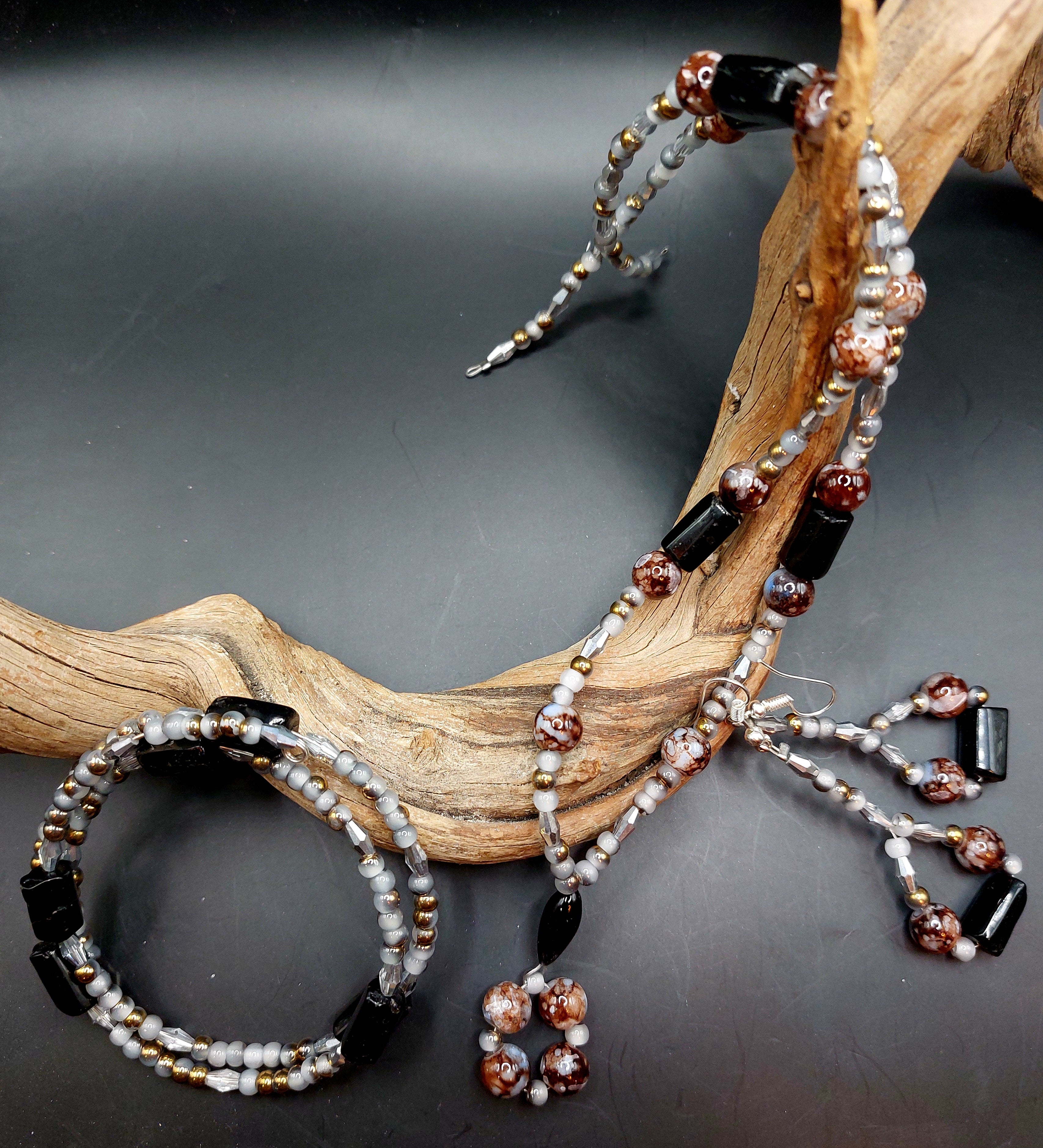 MYSTIC ONYX CHIC. livraison gratuit