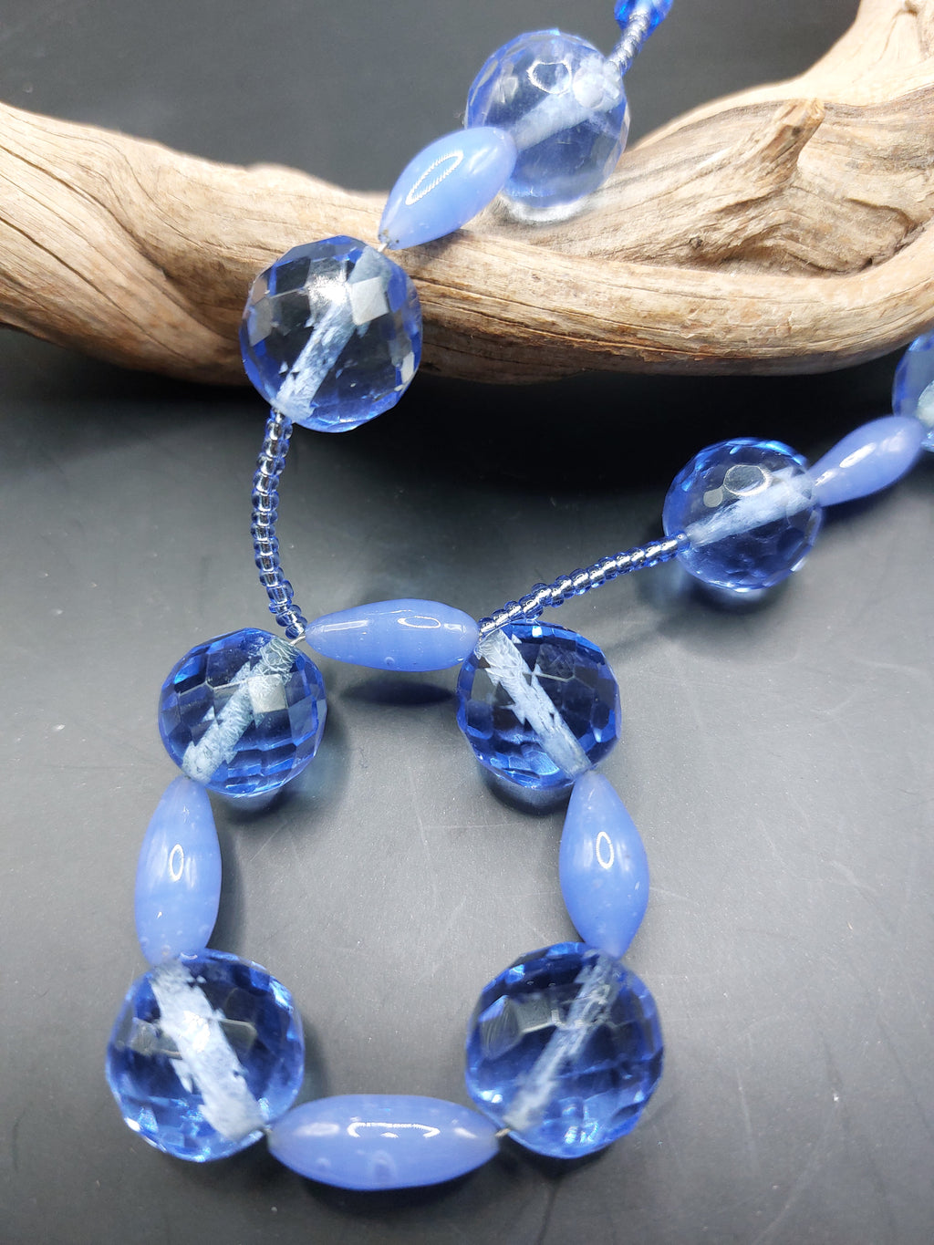 BLEU PARME, BLEU CHARME. livraison gratuite