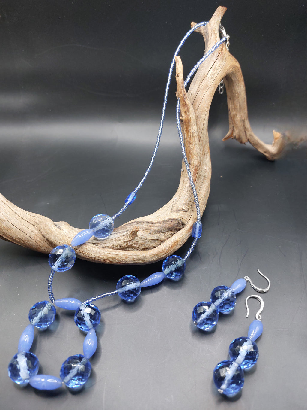 BLEU PARME, BLEU CHARME. livraison gratuite