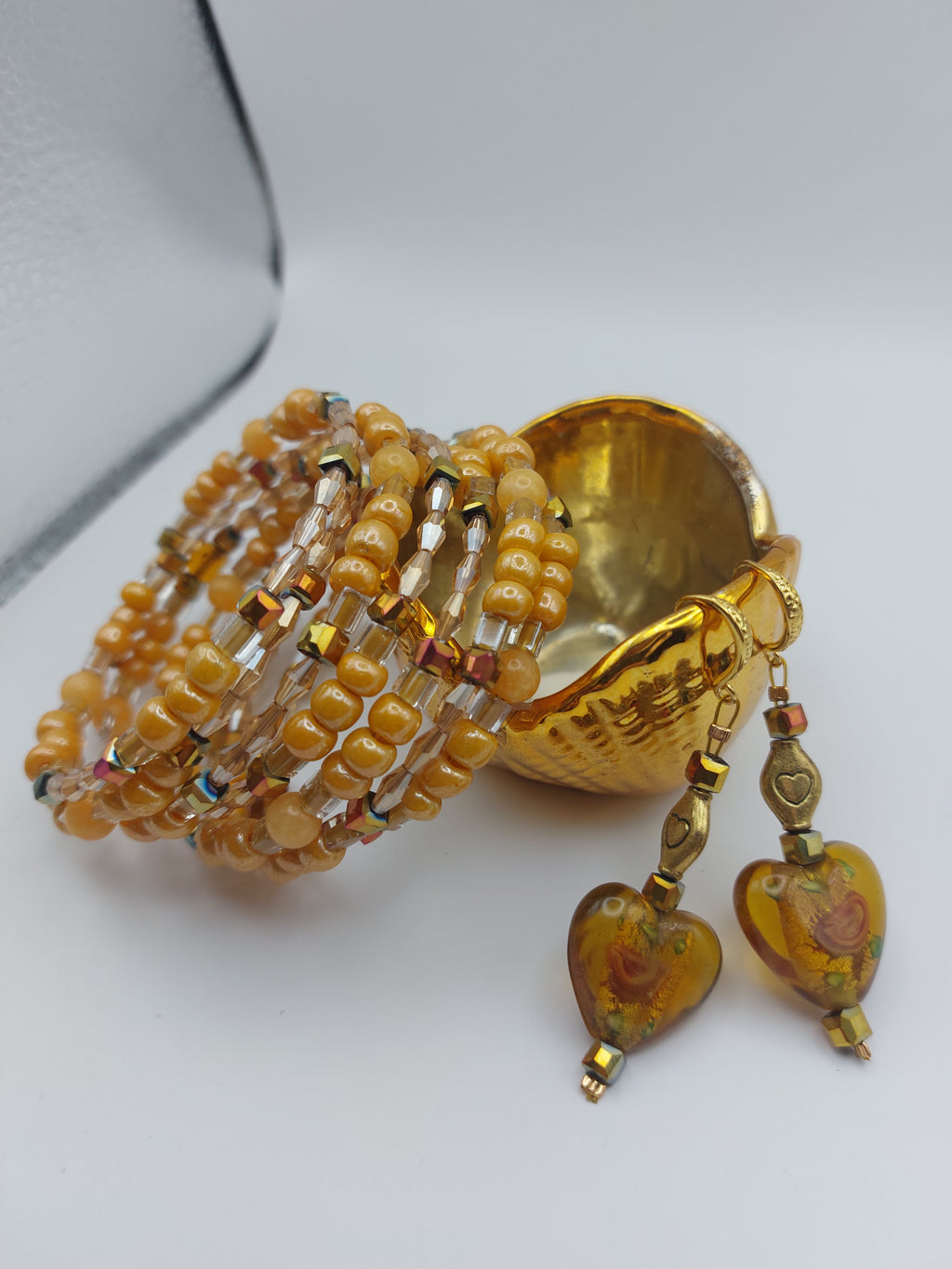 Rose éternelle dans son coeur de miel.                                          LIVRAISON GRATUITE