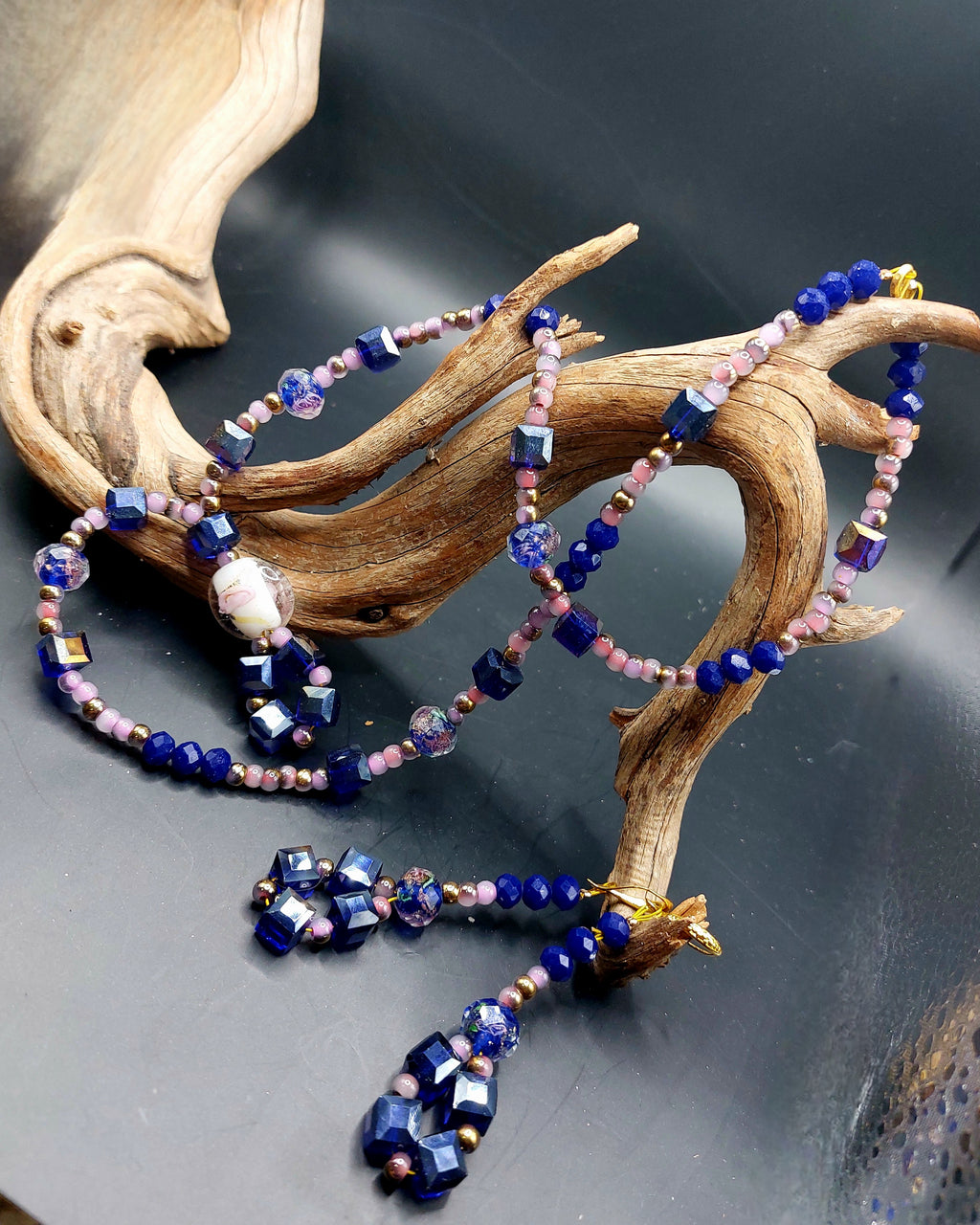 PRÉMICE D’UNE AURORE .livraison gratuite.